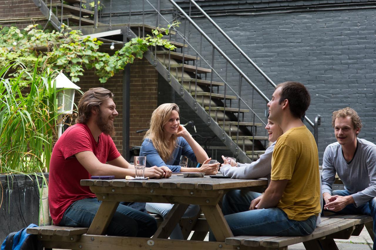 Shelter City Christian Hostel Amsterdam Exterior foto